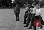 Image Fédération de camp de personnes déplacées Heidelberg Allemagne, 1945, de la seconde 60 séquences d'archives historiques vidéo 65675056135