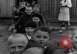 Image Fédération de camp de personnes déplacées Heidelberg Allemagne, 1945, de la seconde 24 séquences d'archives historiques vidéo 65675056136