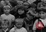 Image Fédération de camp de personnes déplacées Heidelberg Allemagne, 1945, de la seconde 35 séquences d'archives historiques vidéo 65675056136