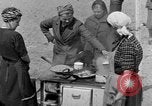 Image Fédération de camp de personnes déplacées Heidelberg Allemagne, 1945, de la seconde 58 séquences d'archives historiques vidéo 65675056141