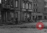 Image des combats de rue Koblenz Allemagne, 1945, de la seconde 8 séquences d'archives historiques vidéo 65675056145