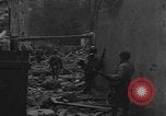 Image des combats de rue Koblenz Allemagne, 1945, de la seconde 45 séquences d'archives historiques vidéo 65675056145