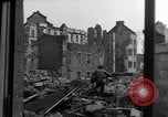 Image des combats de rue Koblenz Allemagne, 1945, de la seconde 50 séquences d'archives historiques vidéo 65675056145