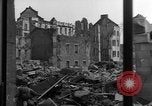 Image des combats de rue Koblenz Allemagne, 1945, de la seconde 59 séquences d'archives historiques vidéo 65675056145