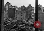 Image des combats de rue Koblenz Allemagne, 1945, de la seconde 61 séquences d'archives historiques vidéo 65675056145