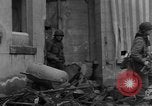 Standbild Straßenschlachten Koblenz Deutschland, 1945, aus Sekunde 5 historischem Filmmaterial Videoclip 65675056146