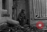 Standbild Straßenschlachten Koblenz Deutschland, 1945, aus Sekunde 10 historischem Filmmaterial Videoclip 65675056146