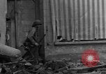 Standbild Straßenschlachten Koblenz Deutschland, 1945, aus Sekunde 16 historischem Filmmaterial Videoclip 65675056146
