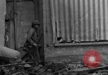 Standbild Straßenschlachten Koblenz Deutschland, 1945, aus Sekunde 17 historischem Filmmaterial Videoclip 65675056146