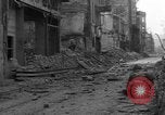 Standbild Straßenschlachten Koblenz Deutschland, 1945, aus Sekunde 34 historischem Filmmaterial Videoclip 65675056146