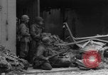 Standbild Straßenschlachten Koblenz Deutschland, 1945, aus Sekunde 49 historischem Filmmaterial Videoclip 65675056146
