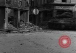 Image des combats de rue Koblenz Allemagne, 1945, de la seconde 11 séquences d'archives historiques vidéo 65675056147