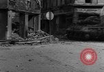 Image des combats de rue Koblenz Allemagne, 1945, de la seconde 12 séquences d'archives historiques vidéo 65675056147