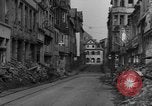 Image des combats de rue Koblenz Allemagne, 1945, de la seconde 15 séquences d'archives historiques vidéo 65675056147
