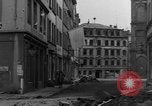 Image des combats de rue Koblenz Allemagne, 1945, de la seconde 24 séquences d'archives historiques vidéo 65675056147