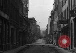 Image des combats de rue Koblenz Allemagne, 1945, de la seconde 33 séquences d'archives historiques vidéo 65675056147