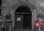 Image des combats de rue Koblenz Allemagne, 1945, de la seconde 58 séquences d'archives historiques vidéo 65675056147