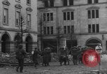 Immagine di Lotta da strada Koblenz Germania, 1945, secondo 53 filmato di repertorio 65675056148