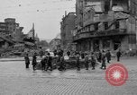Immagine di Barricata Stuttgart Germania, 1945, secondo 12 filmato di repertorio 65675056150