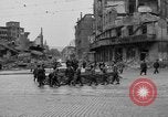 Immagine di Barricata Stuttgart Germania, 1945, secondo 14 filmato di repertorio 65675056150