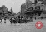 Immagine di Barricata Stuttgart Germania, 1945, secondo 17 filmato di repertorio 65675056150