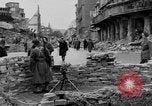 Immagine di Barricata Stuttgart Germania, 1945, secondo 21 filmato di repertorio 65675056150