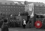 Immagine di Giorno di maggio celebrazione Con sede in Hemer Germania, 1945, secondo 20 filmato di repertorio 65675056151