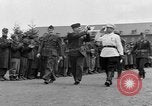 Immagine di Giorno di maggio celebrazioni Con sede in Hemer Germania, 1945, secondo 23 filmato di repertorio 65675056152