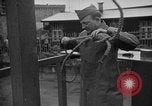 Immagine di Spie tedesche fermati in noi le uniformi sono eseguiti dal plotone di esecuzione Bruchsal Germania, 1945, secondo 35 filmato di repertorio 65675056155