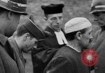 Immagine di Spie tedesche fermati in noi le uniformi sono eseguiti dal plotone di esecuzione Bruchsal Germania, 1945, secondo 40 filmato di repertorio 65675056155