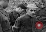 Immagine di Spie tedesche fermati in noi le uniformi sono eseguiti dal plotone di esecuzione Bruchsal Germania, 1945, secondo 47 filmato di repertorio 65675056155