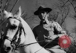 Standbild Rodeo anzeigen Tokio Japan, 1945, aus Sekunde 15 historischem Filmmaterial Videoclip 65675056158