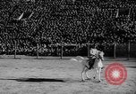 Standbild Rodeo anzeigen Tokio Japan, 1945, aus Sekunde 19 historischem Filmmaterial Videoclip 65675056158
