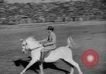 Standbild Rodeo anzeigen Tokio Japan, 1945, aus Sekunde 24 historischem Filmmaterial Videoclip 65675056158
