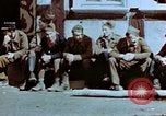 Standbild befreiten französische Gefangene Deutschland, 1945, aus Sekunde 15 historischem Filmmaterial Videoclip 65675056159