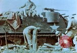 Standbild befreiten französische Gefangene Deutschland, 1945, aus Sekunde 33 historischem Filmmaterial Videoclip 65675056159