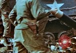 Standbild befreiten französische Gefangene Deutschland, 1945, aus Sekunde 43 historischem Filmmaterial Videoclip 65675056159