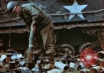 Standbild befreiten französische Gefangene Deutschland, 1945, aus Sekunde 54 historischem Filmmaterial Videoclip 65675056159