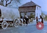 Immagine di Civili tedesco Treviri in Germania, 1945, secondo 12 filmato di repertorio 65675056161
