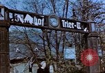 Immagine di Civili tedesco Treviri in Germania, 1945, secondo 24 filmato di repertorio 65675056161