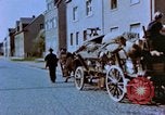 Immagine di Civili tedesco Treviri in Germania, 1945, secondo 62 filmato di repertorio 65675056161