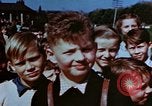 Immagine di I bambini tedeschi Germania, 1945, secondo 56 filmato di repertorio 65675056163