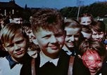 Immagine di I bambini tedeschi Germania, 1945, secondo 57 filmato di repertorio 65675056163