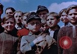 Standbild deutsche Kinder Deutschland, 1945, aus Sekunde 3 historischem Filmmaterial Videoclip 65675056172