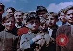Standbild deutsche Kinder Deutschland, 1945, aus Sekunde 6 historischem Filmmaterial Videoclip 65675056172