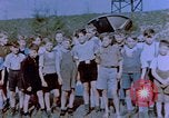 Standbild deutsche Kinder Deutschland, 1945, aus Sekunde 43 historischem Filmmaterial Videoclip 65675056172