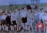 Standbild deutsche Kinder Deutschland, 1945, aus Sekunde 44 historischem Filmmaterial Videoclip 65675056172