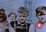 Standbild deutsche Kinder Deutschland, 1945, aus Sekunde 55 historischem Filmmaterial Videoclip 65675056172