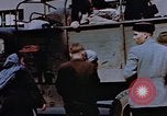 Standbild russischen Vertriebenen Deutschland, 1945, aus Sekunde 28 historischem Filmmaterial Videoclip 65675056174