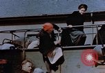 Standbild russischen Vertriebenen Deutschland, 1945, aus Sekunde 32 historischem Filmmaterial Videoclip 65675056174